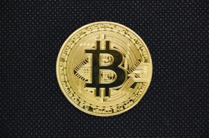 ビットコインを少額で始めるにはいくらから投資すれば良い？
