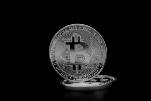 仮想通貨の少額積立を始めるメリットとは？