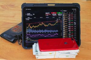 株式チャートのおすすめ分析ツールは？