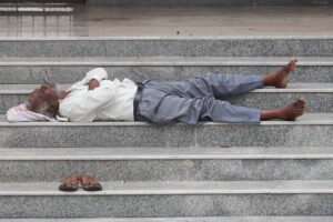 老後2000万円問題を解決するための少額投資の方法は？